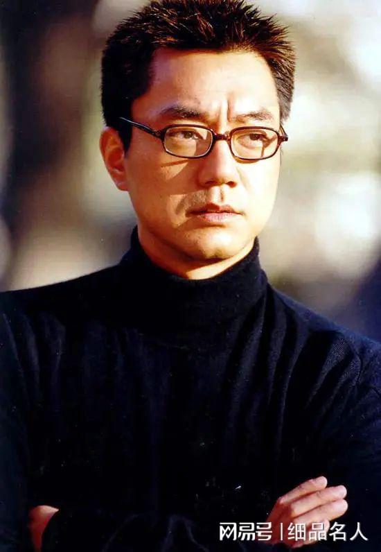 董勇获白玉兰最佳男配角奖，演艺之路的璀璨时刻