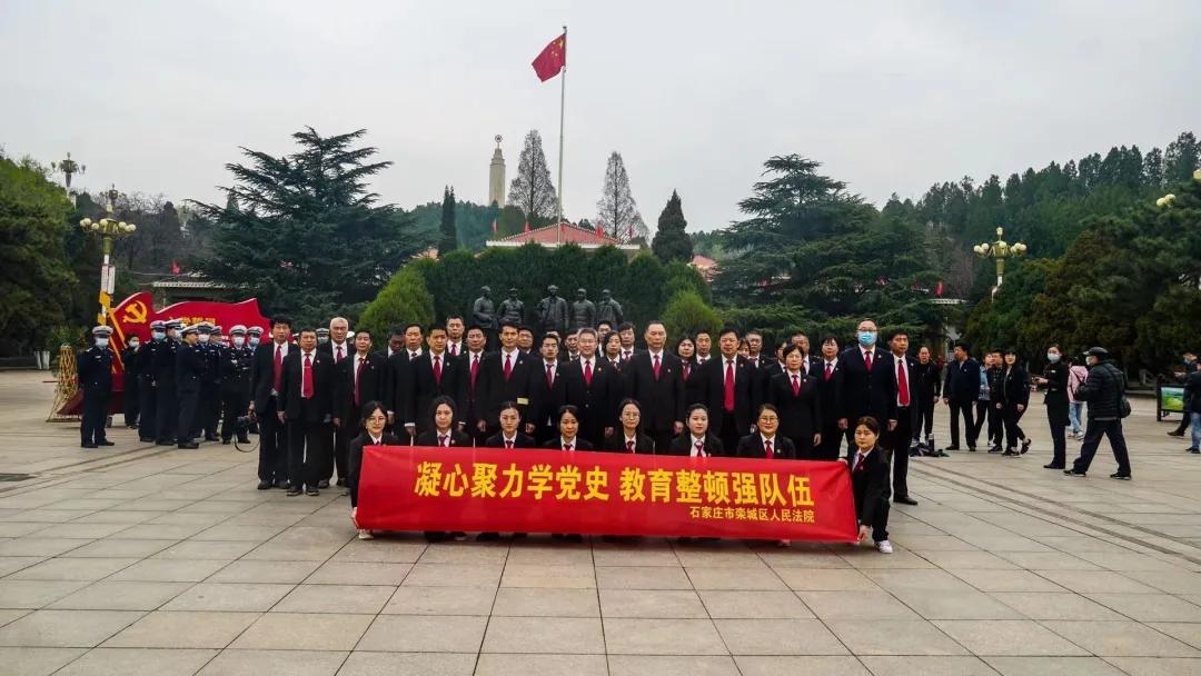 红色旅游升温，汇聚奋进力量的新风尚